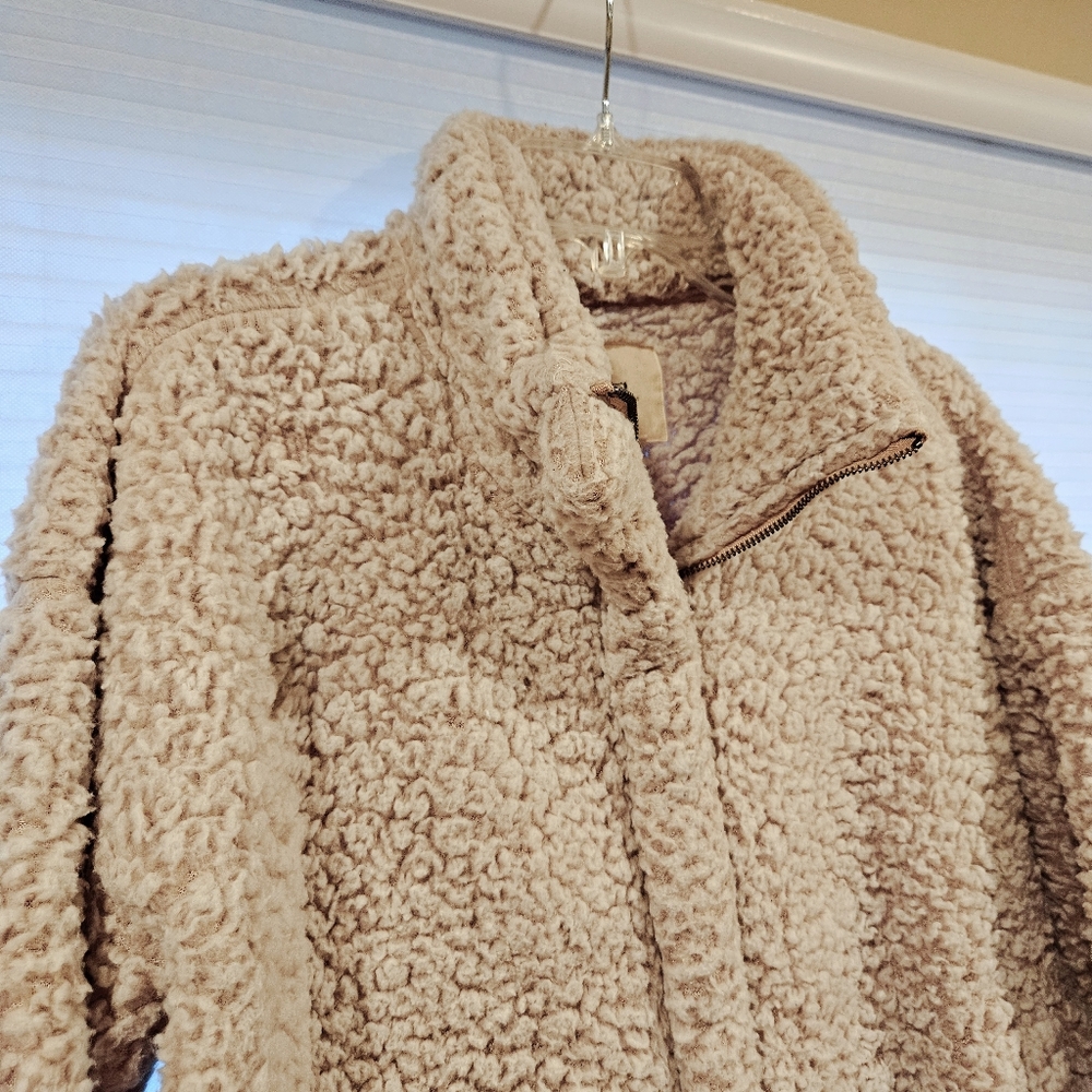 Thread Supply Sherpa Jacket - size XS
